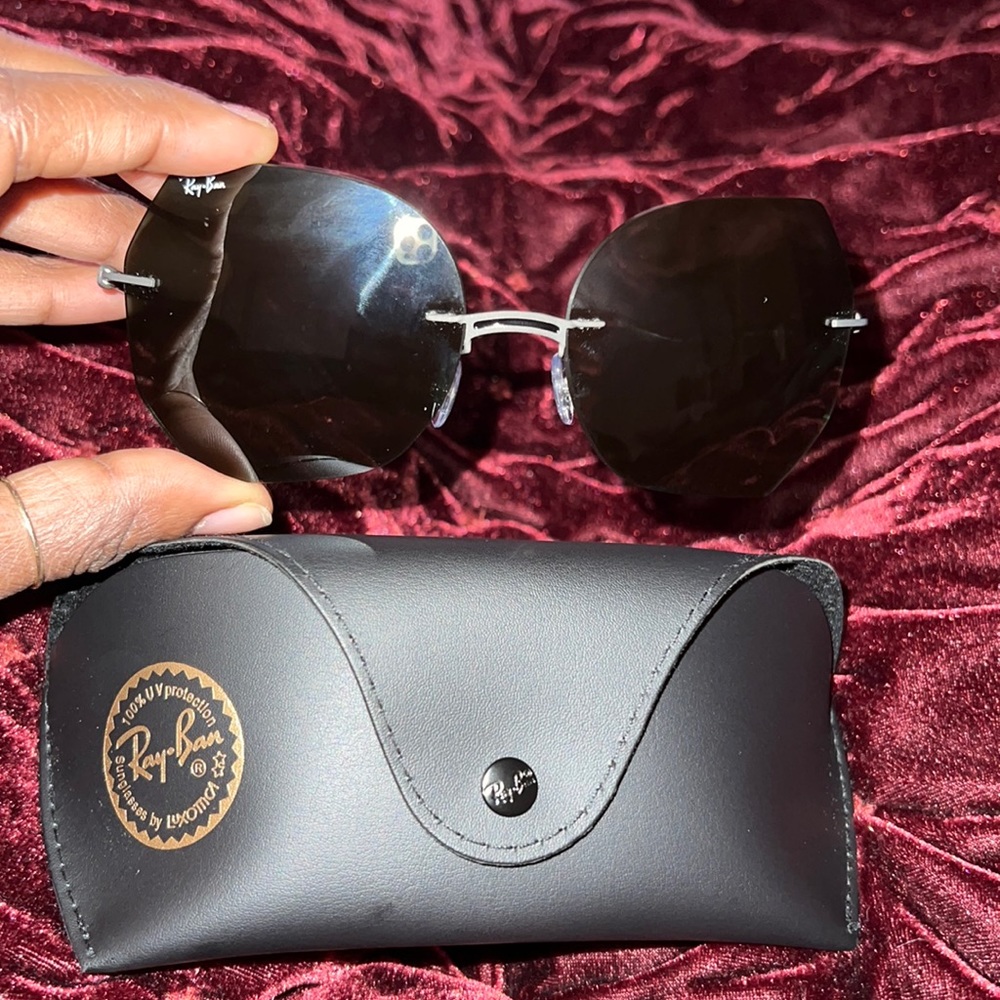 Ray-Ban